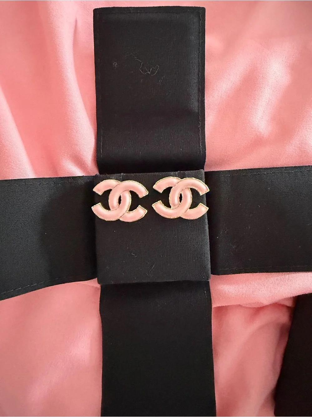 CHANEL Pink and Gold Interlocking CC Stud Earrings